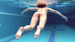 Naughty Lady Dee Czech teen sexy underwater Thumb