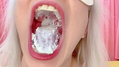 VORE: MIA'_S MIMI WHIPPED CREAM BREAKFAST Thumb