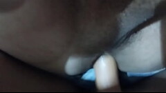 Namorada do amigo fode meu cuzinho me fazendo gritar Thumb