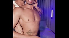 Bricadeira entre amigos (V&iacute_deo completo em XVideos Red) Thumb