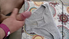 corrida en bragas de mi vecina 65 Thumb